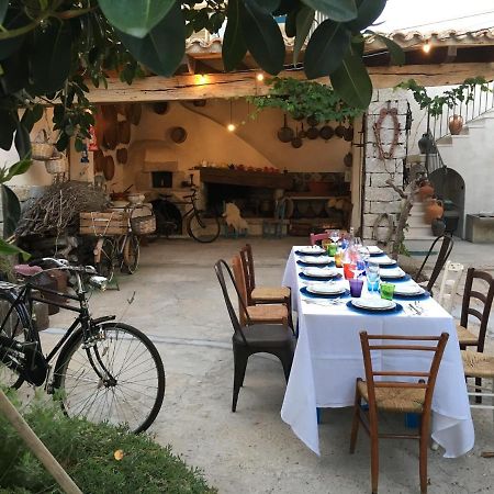 Bed and Breakfast Lughia Тортоли Экстерьер фото