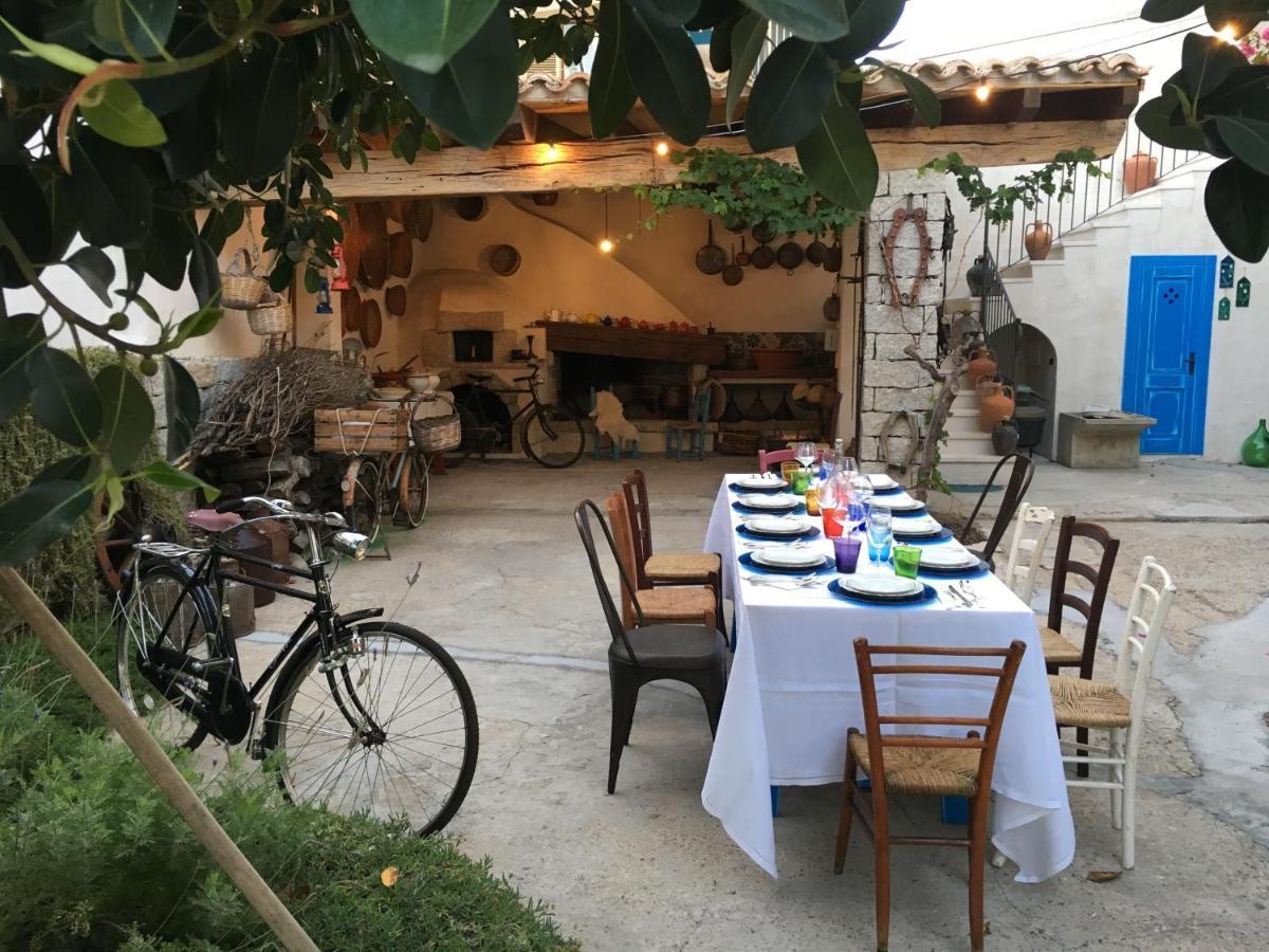 Bed and Breakfast Lughia Тортоли Экстерьер фото