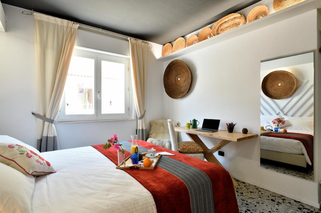 Bed and Breakfast Lughia Тортоли Экстерьер фото