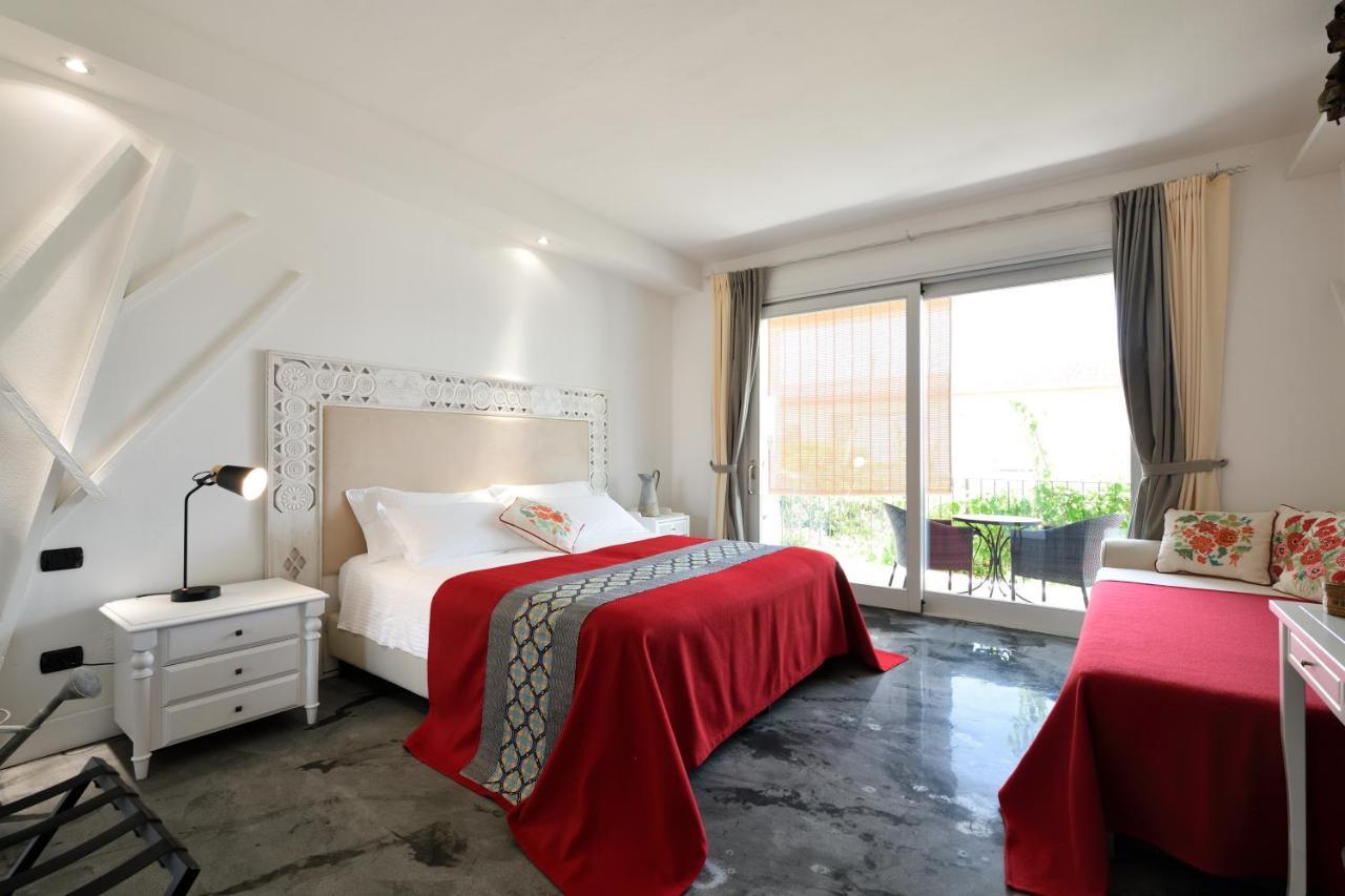 Bed and Breakfast Lughia Тортоли Экстерьер фото