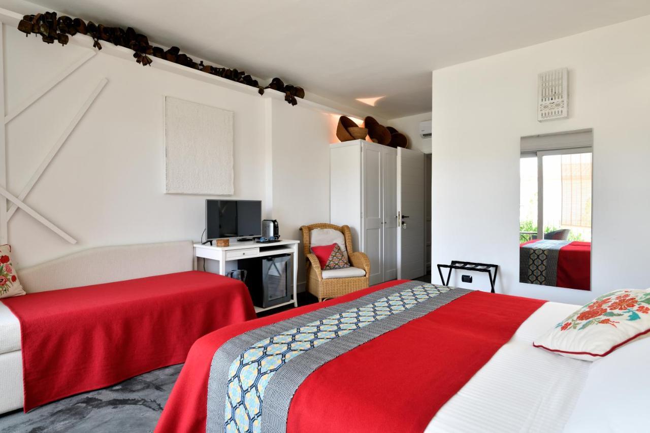 Bed and Breakfast Lughia Тортоли Экстерьер фото
