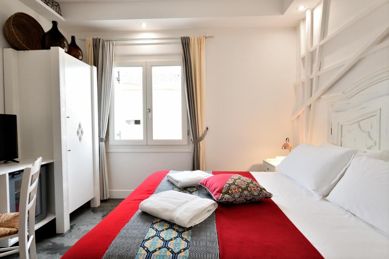 Bed and Breakfast Lughia Тортоли Экстерьер фото